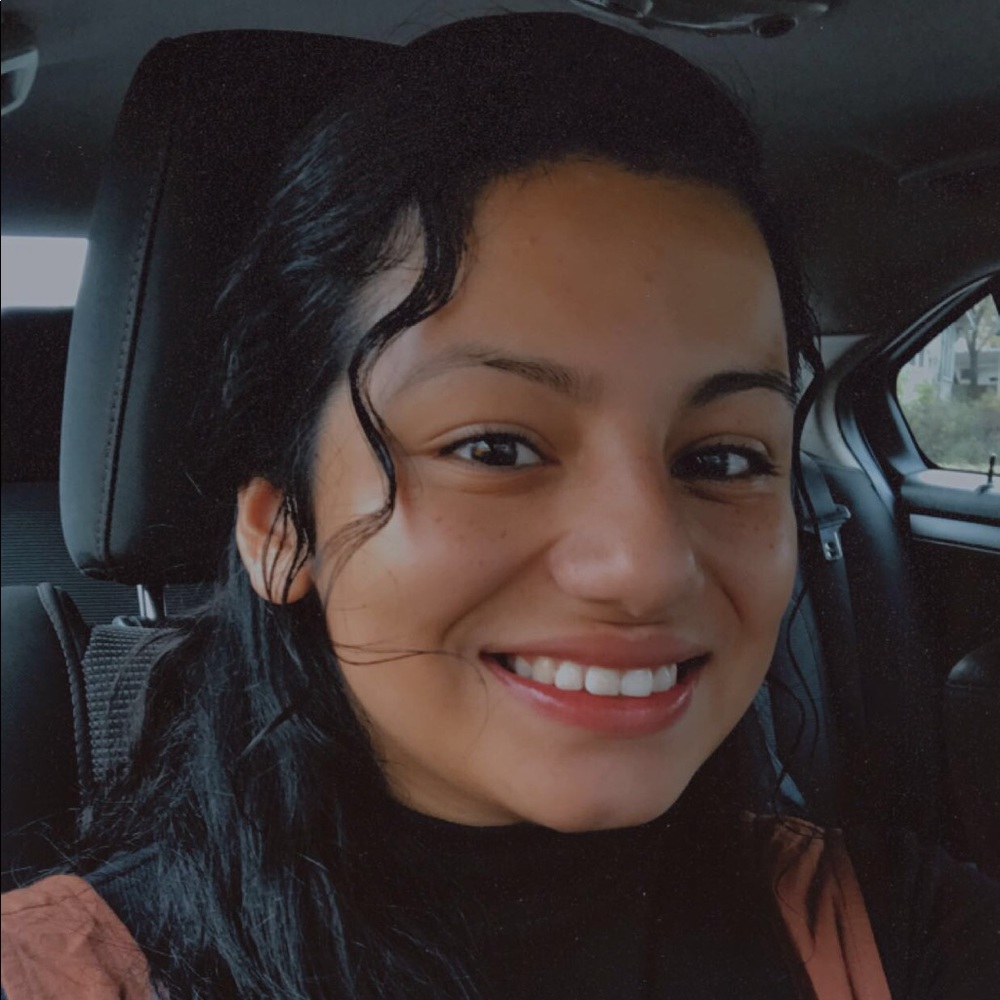 Meet your Posher, Andrea